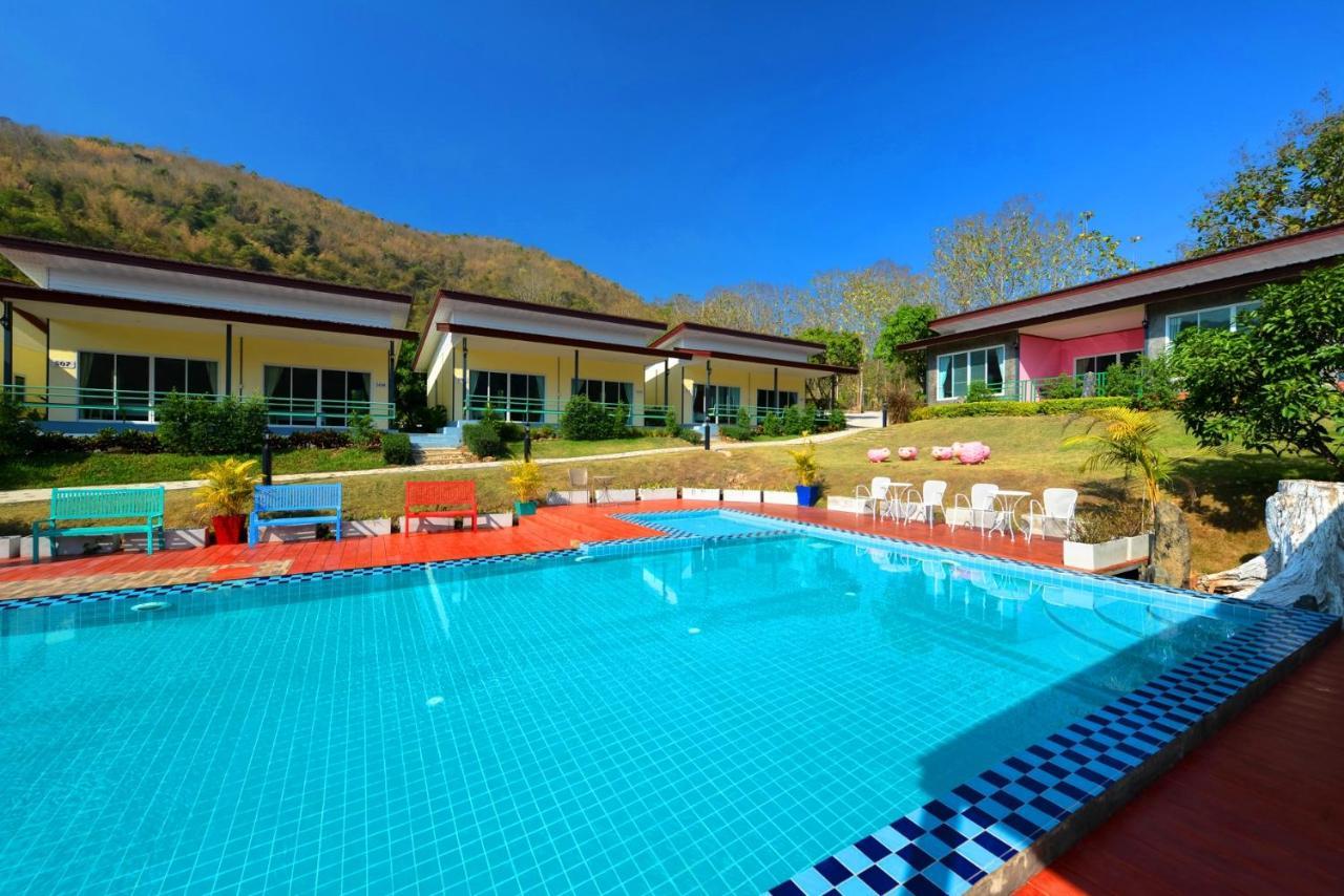 Theerama Cottage Suan Phueng Exterior photo