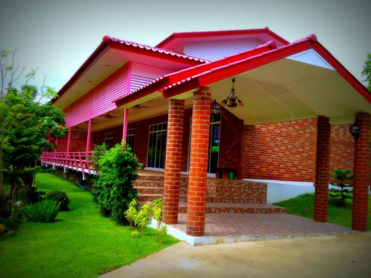 Theerama Cottage Suan Phueng Exterior photo